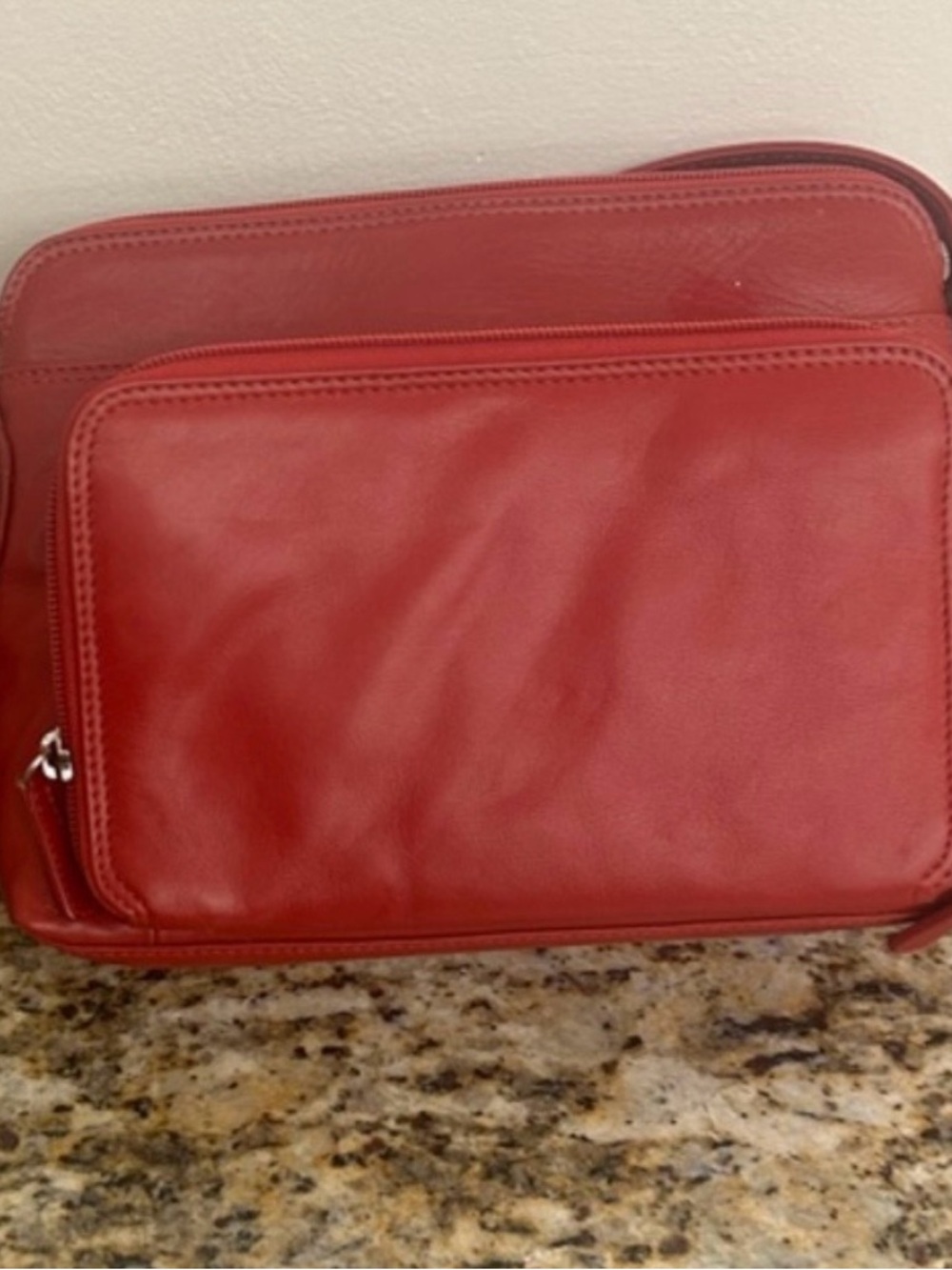 Elle Red RFID REAL Genuine Leather bag Protect your belongings! Great Bag!